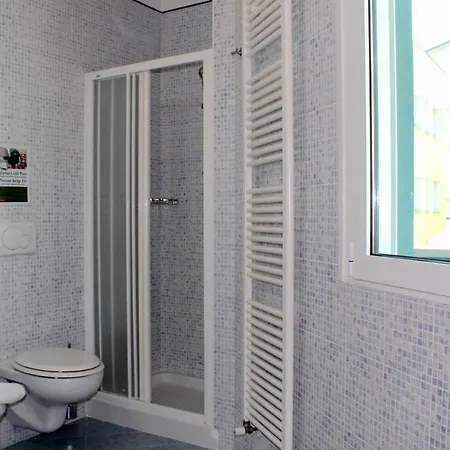 Depandance Jole מלון 3*