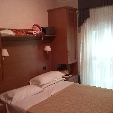 Depandance Jole צ'סנטיקו