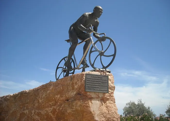 Depandance Jole 3* تْشيزيناتيكو