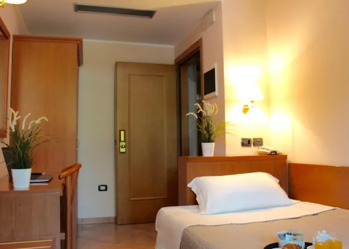 Depandance Jole تْشيزيناتيكو