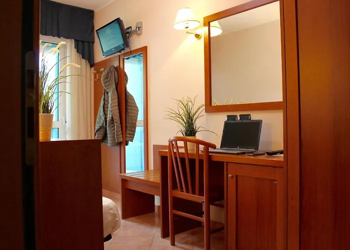 Depandance Jole فندق 3*